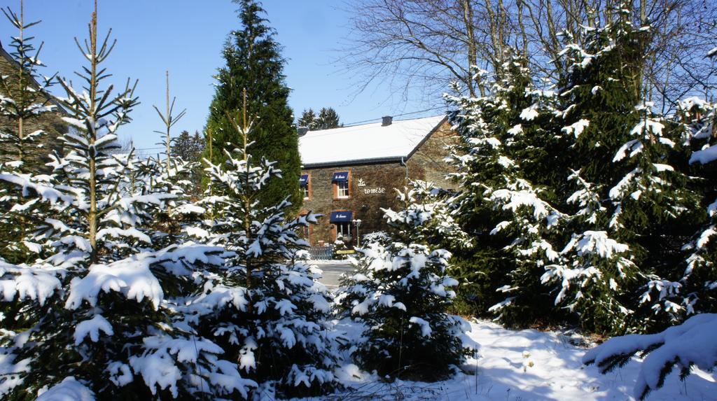 La Remise - Les Chambres Neufchâteau Exteriör bild